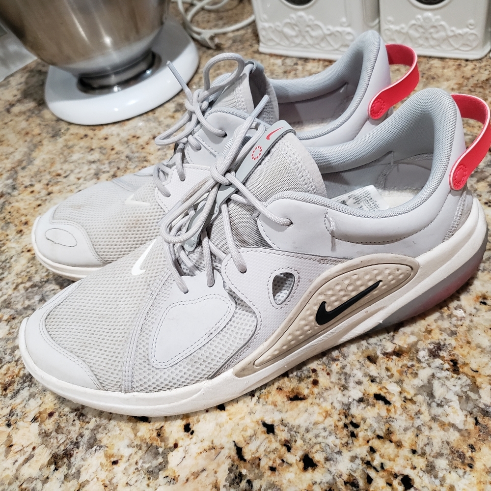 SOLD Nike joyride sneakers